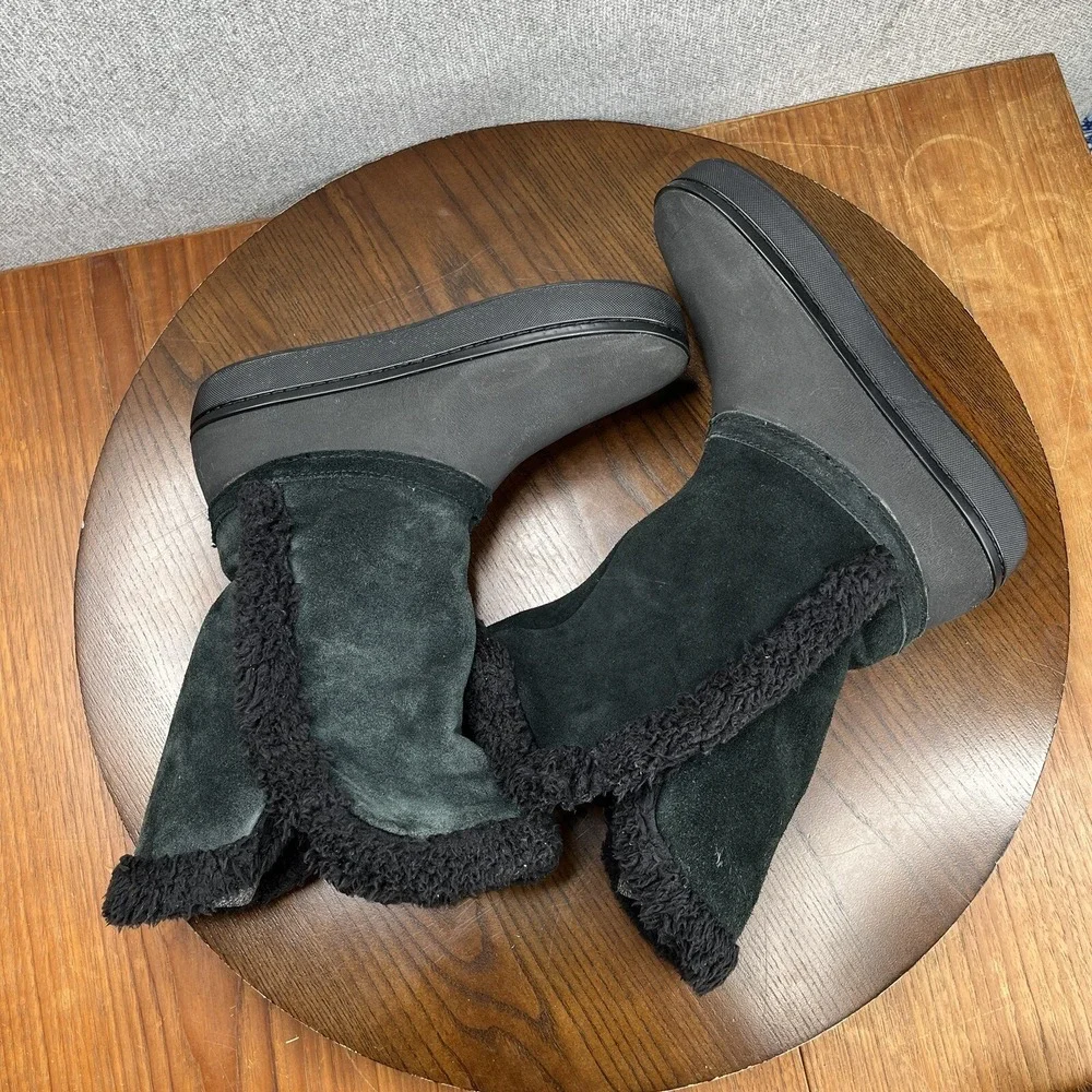 Crocs  Modessa Boot Women's Size 7 Black Faux Fur Suede Button Synthetic Slip On